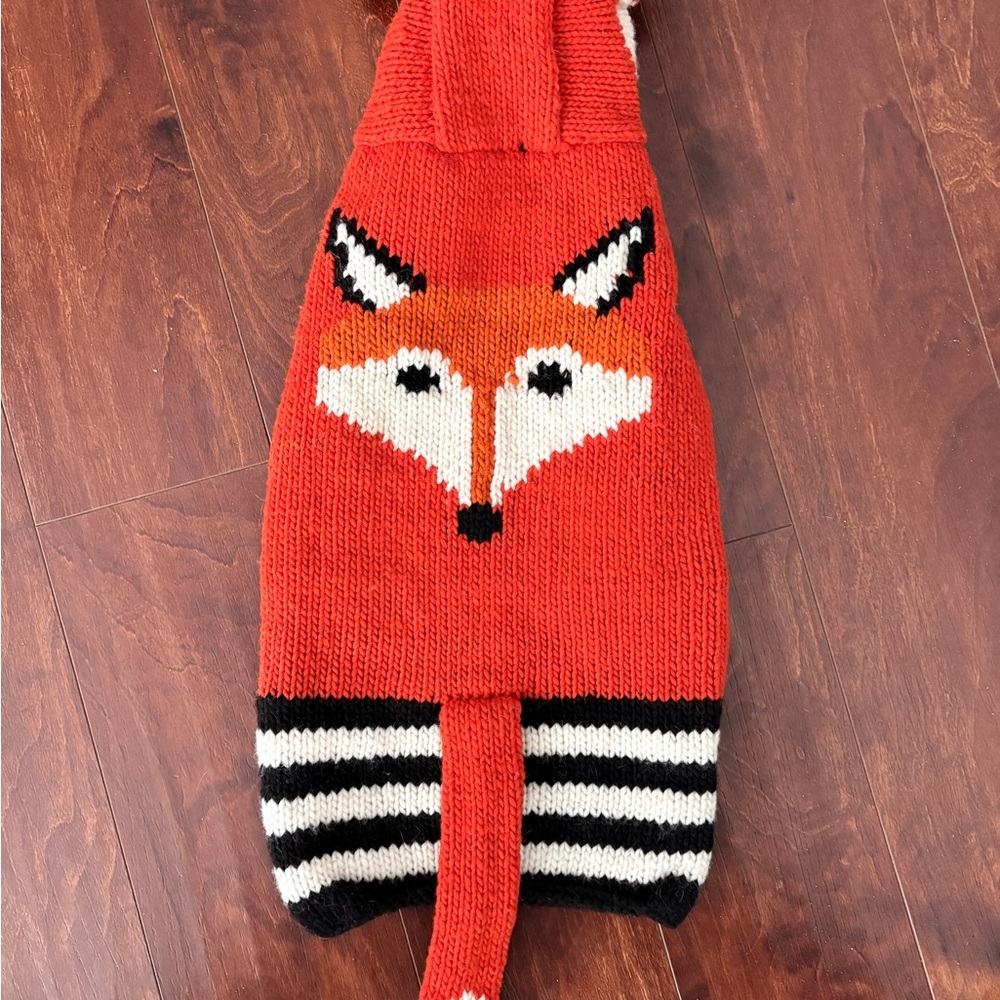 Fox DOG SWEATER. Chilly Dog Wool